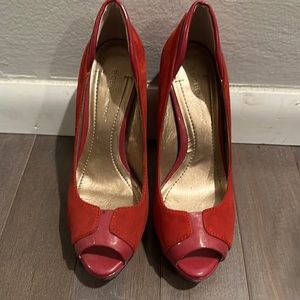 Bcbgeneration red pink pumps heels